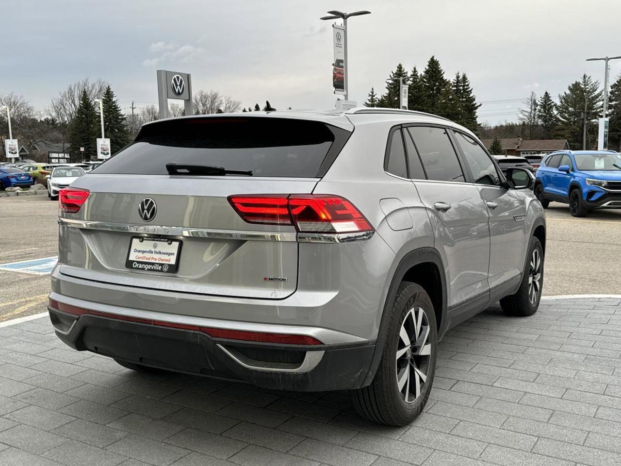 2020 Volkswagen Atlas Cross Sport Trendline 2.0 TSI 4MOTION Photo