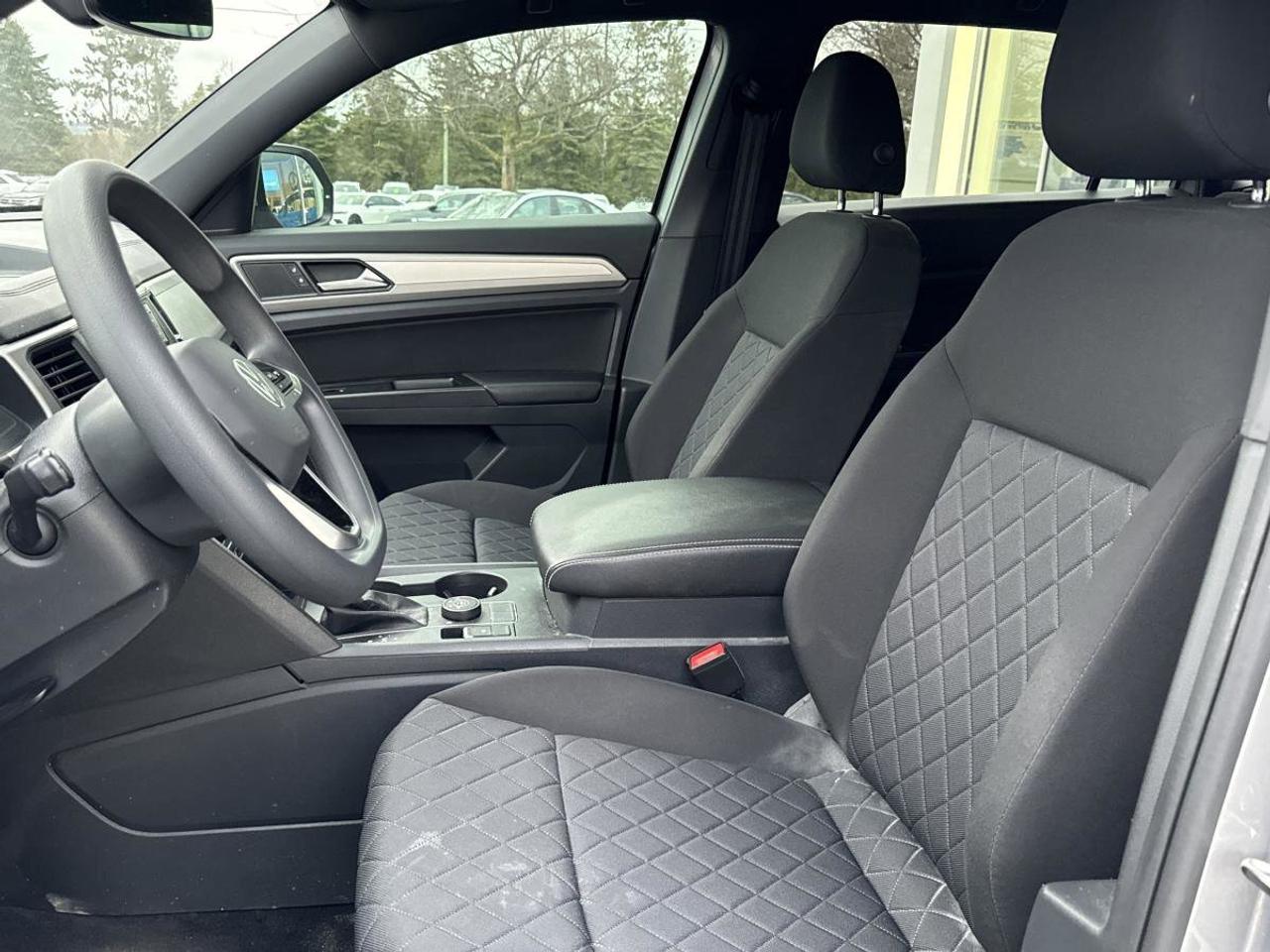 2020 Volkswagen Atlas Cross Sport Trendline 2.0 TSI 4MOTION Photo