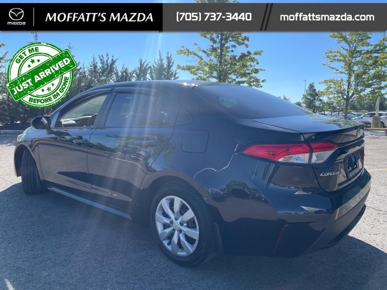 2021 Toyota Corolla LE CVT Photo
