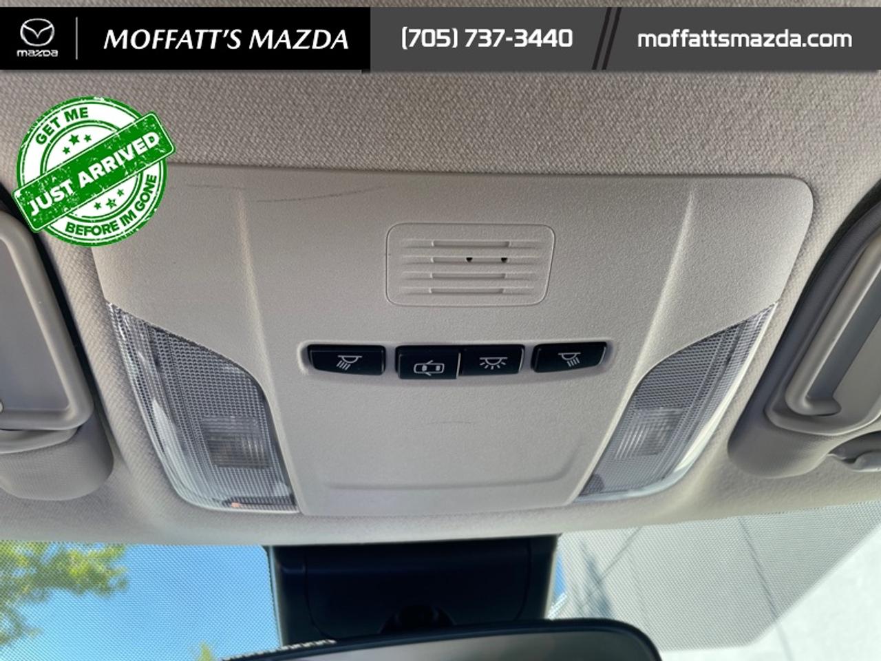 2021 Toyota Corolla LE CVT Photo
