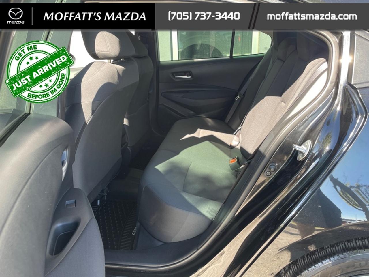 2021 Toyota Corolla LE CVT Photo