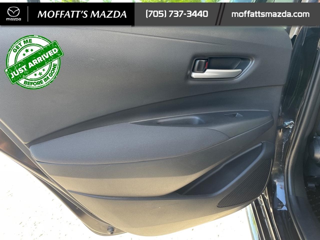 2021 Toyota Corolla LE CVT Photo