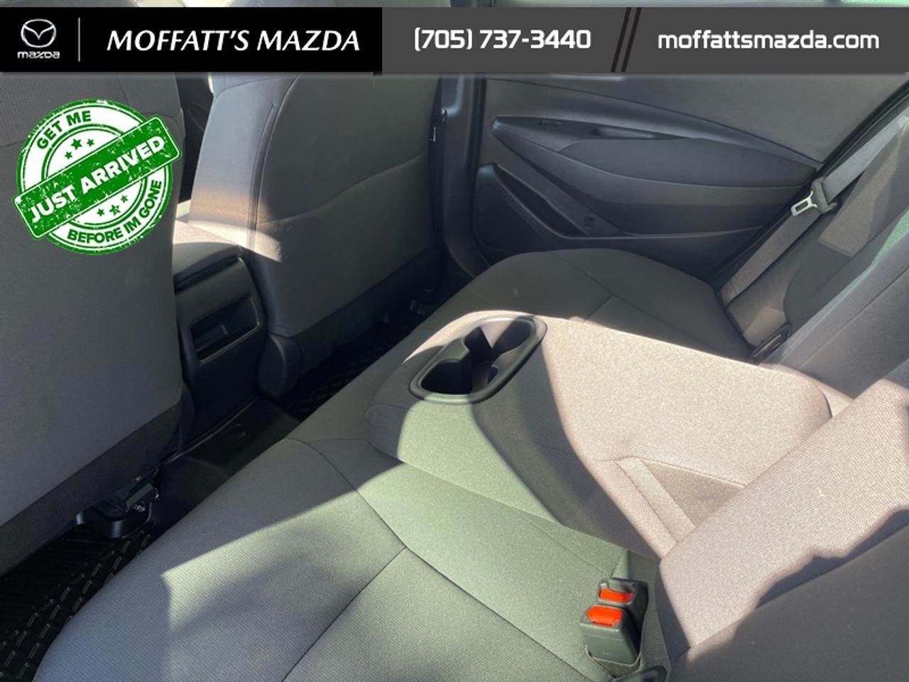 2021 Toyota Corolla LE CVT Photo