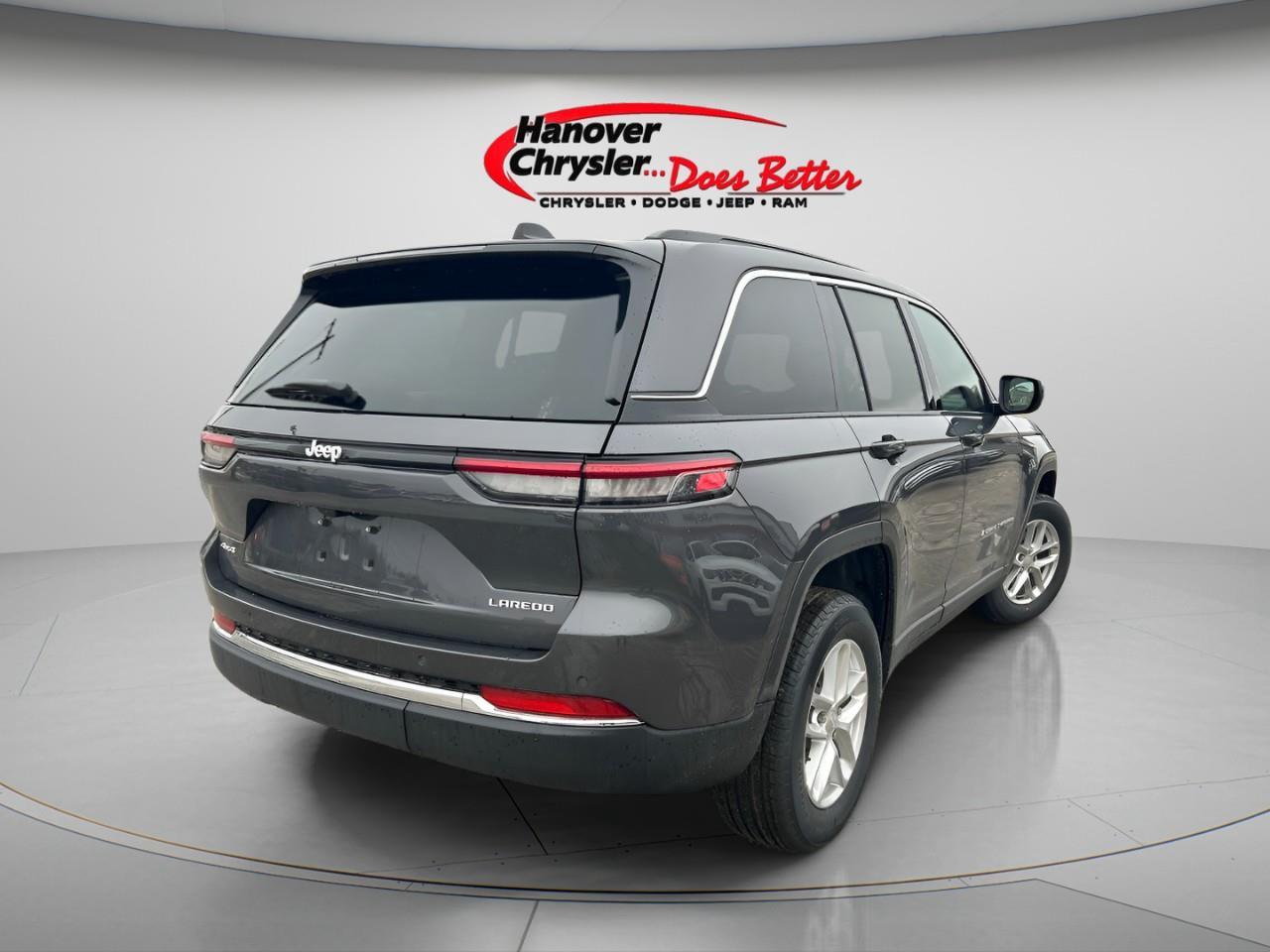 2026 Jeep Grand Cherokee Laredo X 4x4 Photo