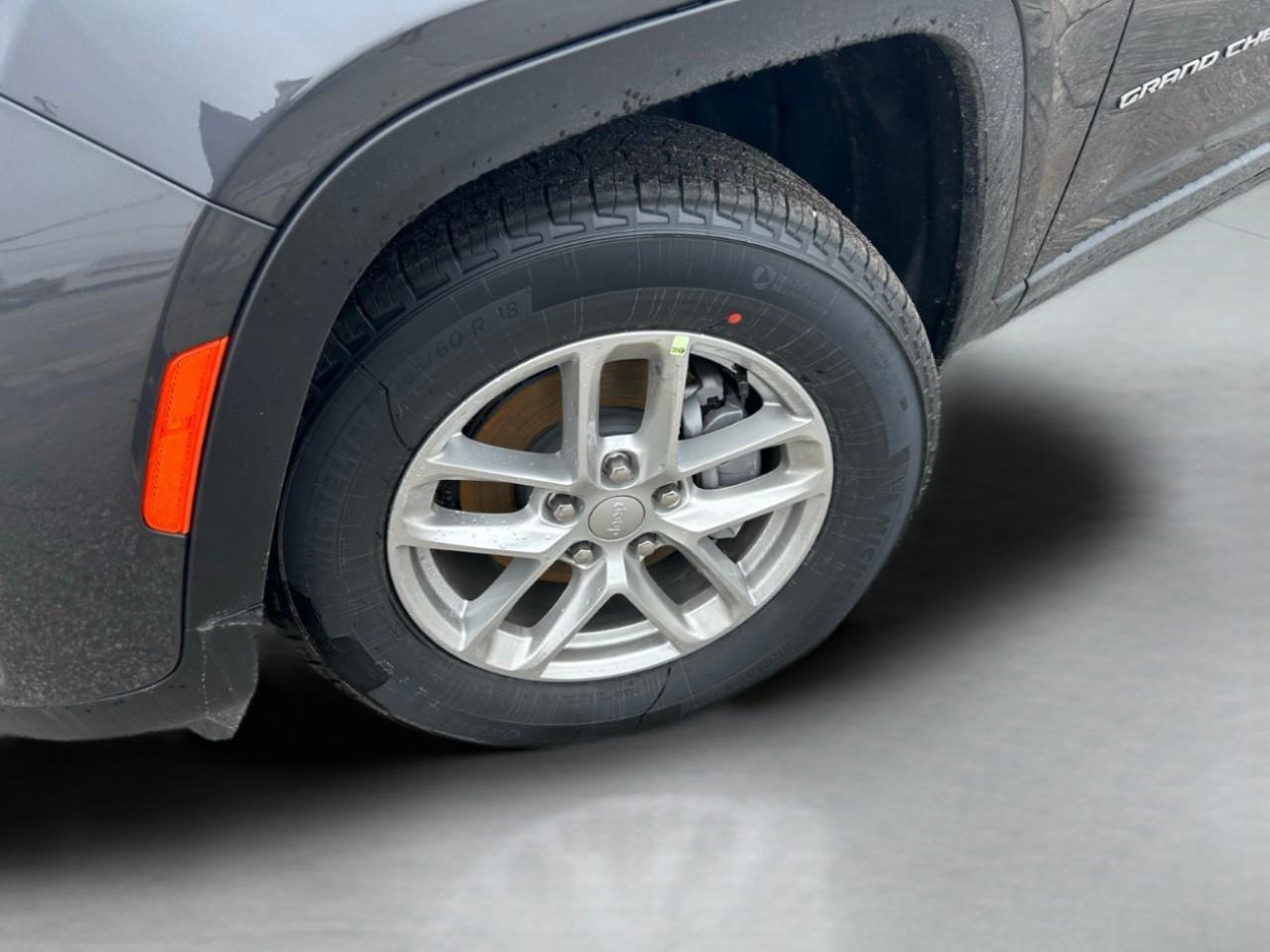 2026 Jeep Grand Cherokee Laredo X 4x4 Photo