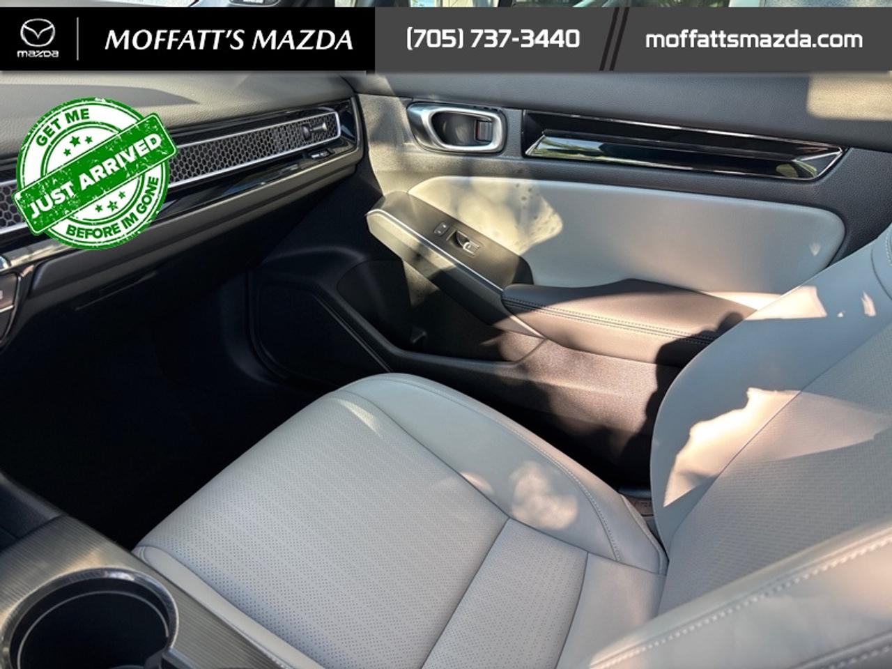 2025 Honda Civic Hybrid Sedan SPORT TOURING Photo