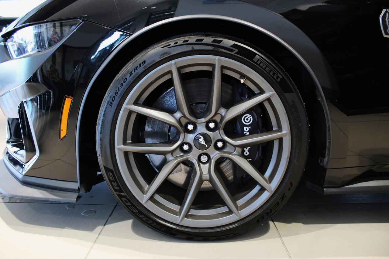 2025 Ford Mustang Dark Horse Photo