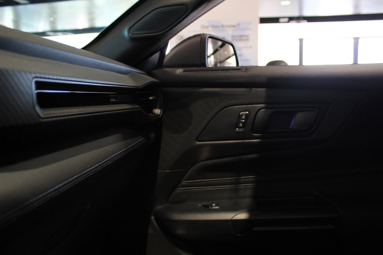 2025 Ford Mustang Dark Horse Photo