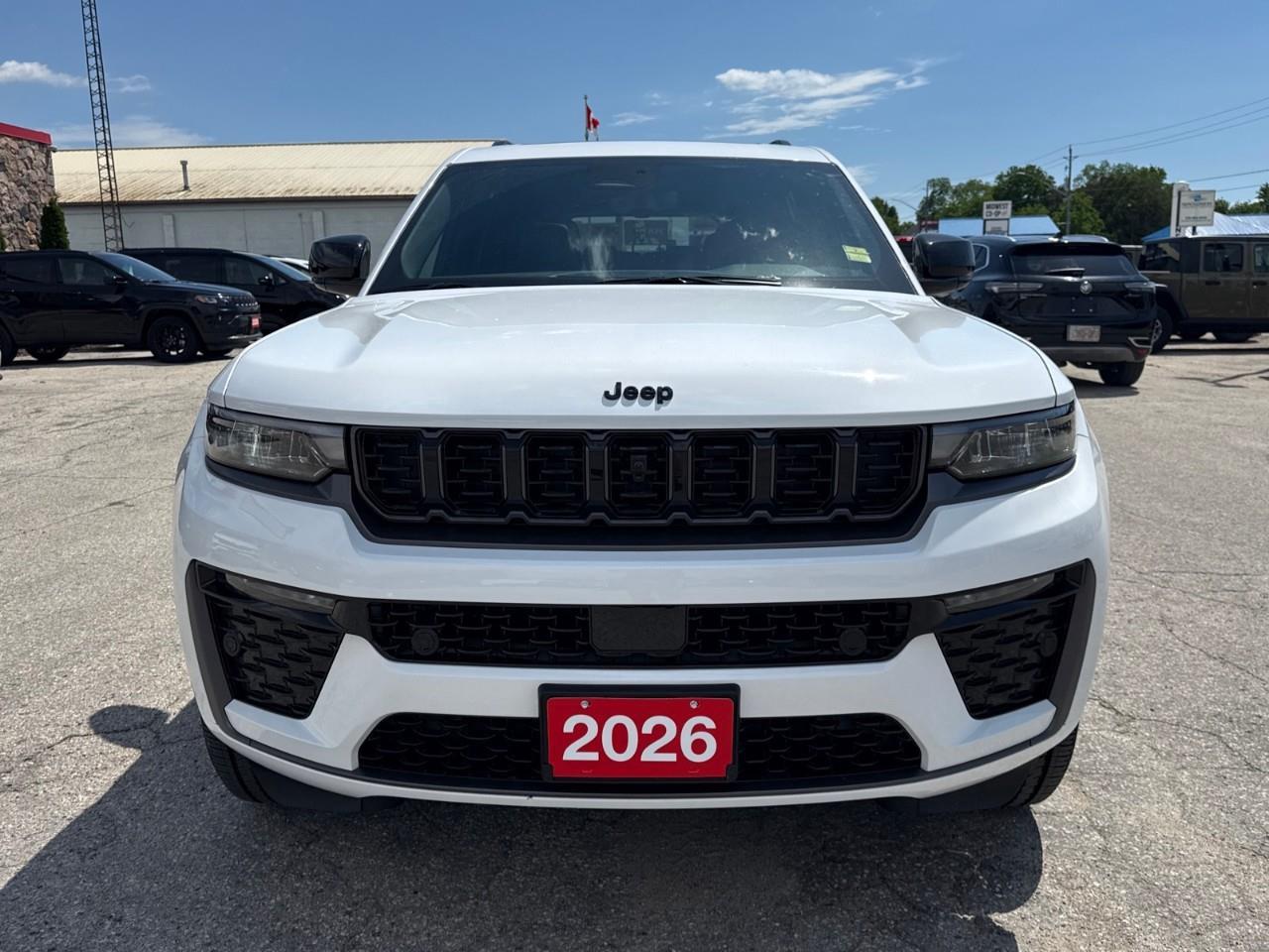 2026 Jeep Grand Cherokee L Base 4dr 4x4 Photo