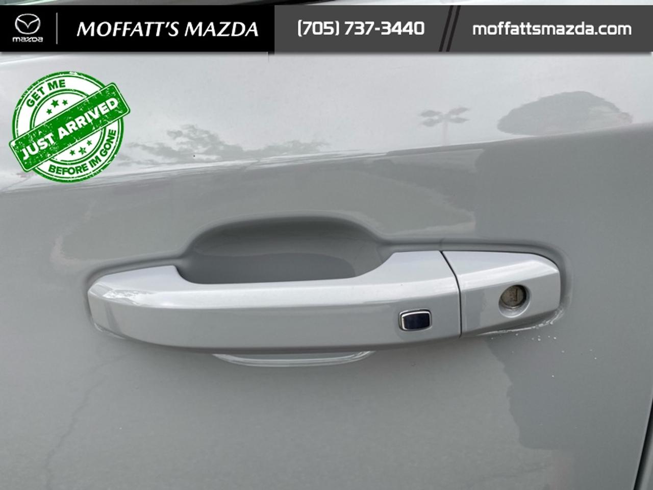 2024 Chevrolet Silverado 1500 RST Photo