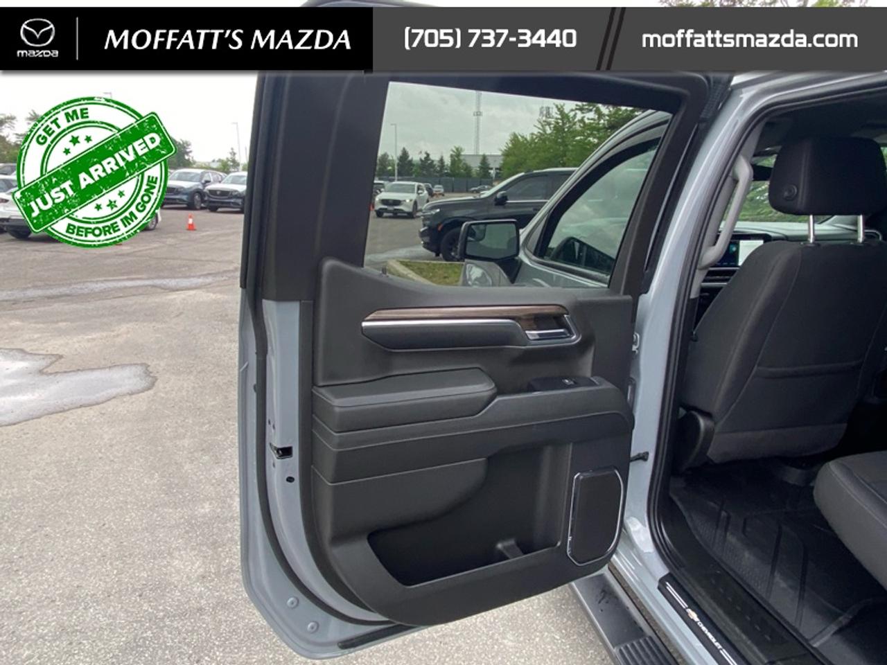 2024 Chevrolet Silverado 1500 RST Photo