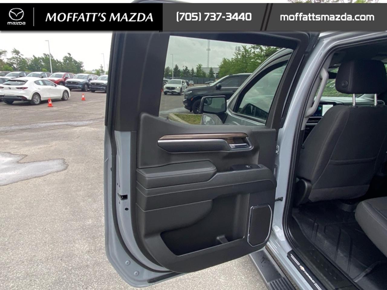 2024 Chevrolet Silverado 1500 RST Photo