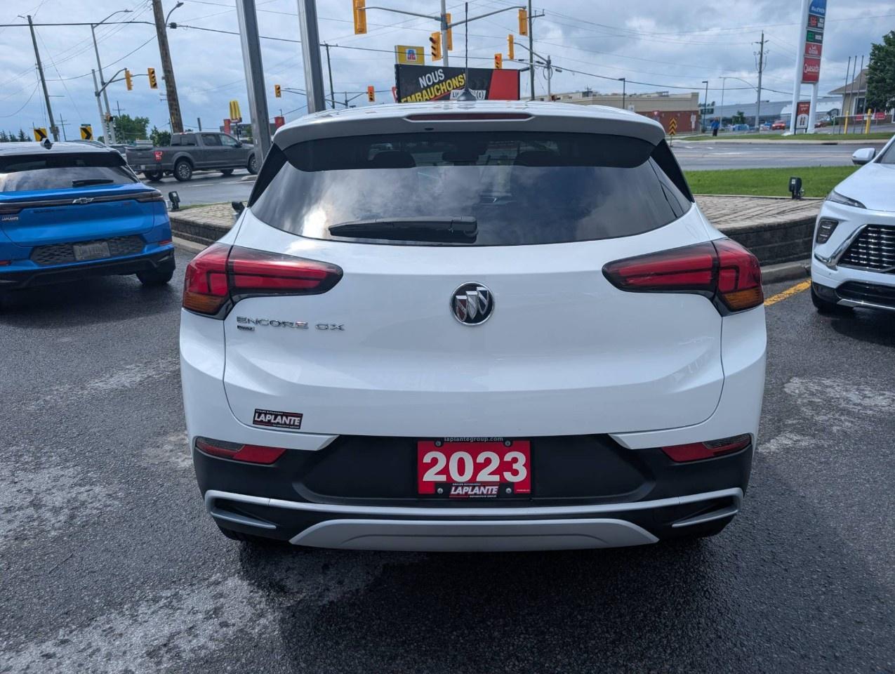 2023 Buick Encore GX Preferred AWD Photo4