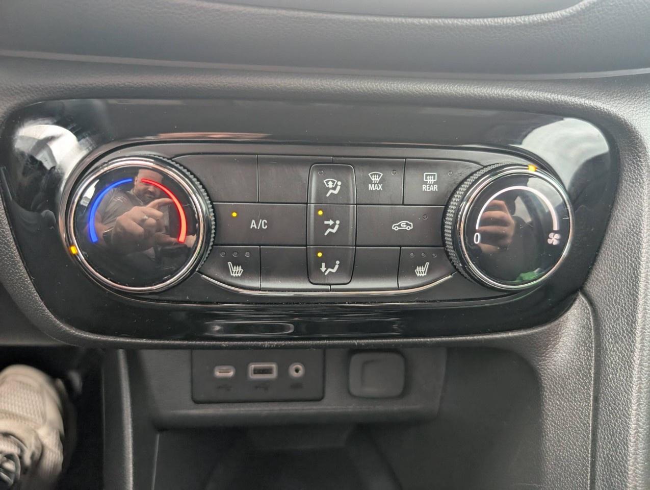 2023 Buick Encore GX Preferred AWD Photo