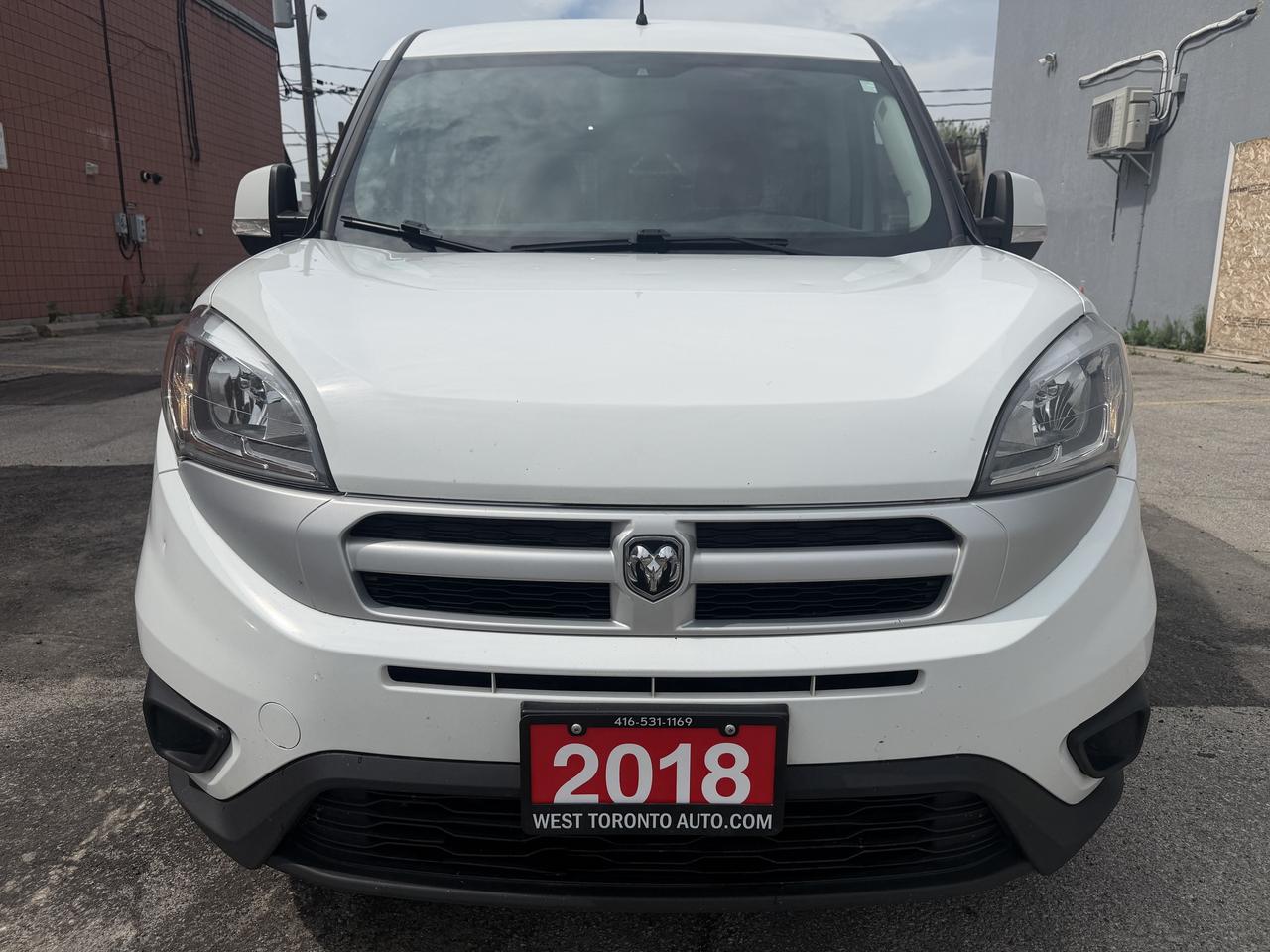 2018 RAM ProMaster City Cargo Van SLT / yes only 95105 kms !! CERTIFIED !! Photo