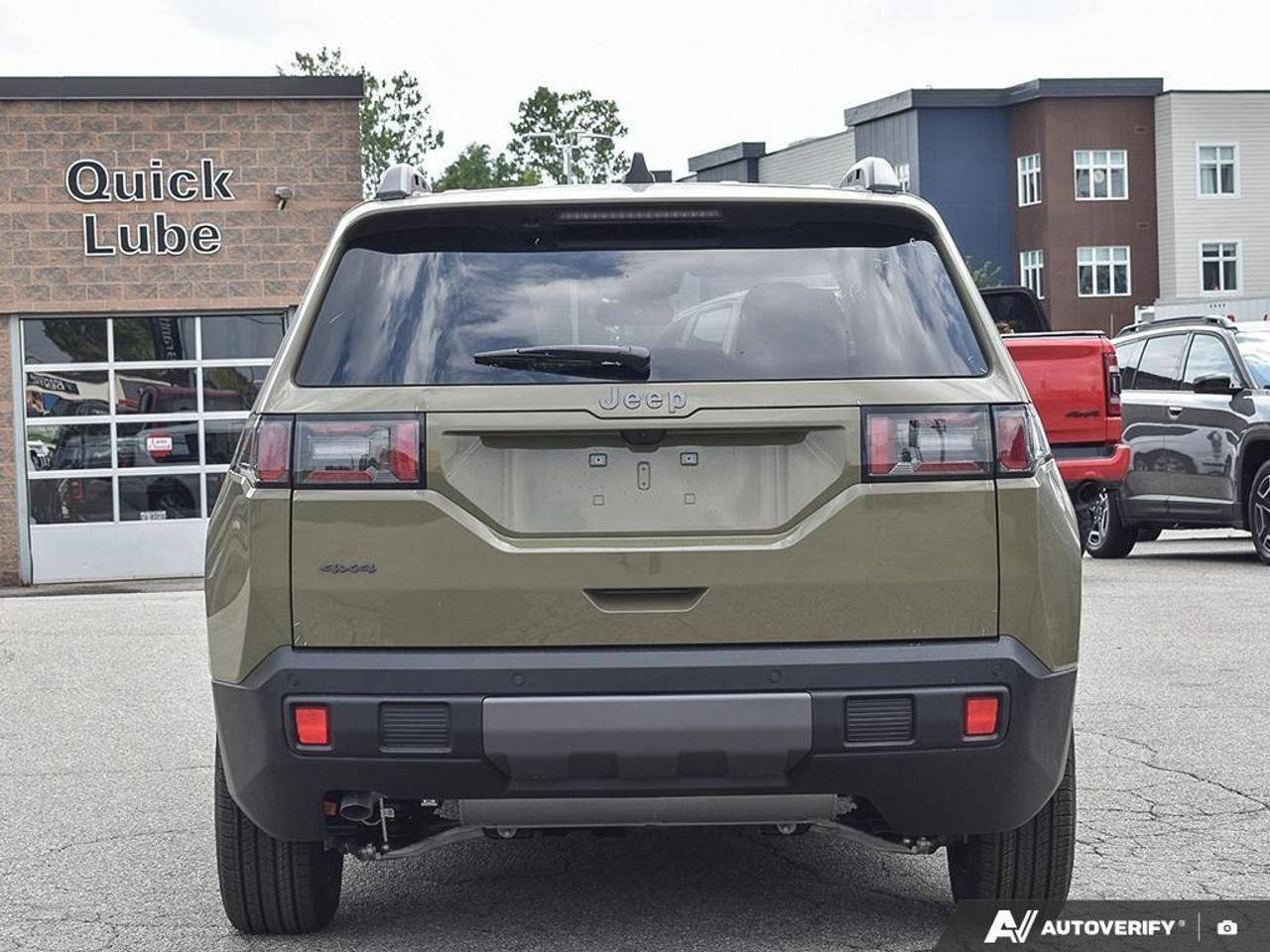 2026 Jeep Cherokee  Photo4