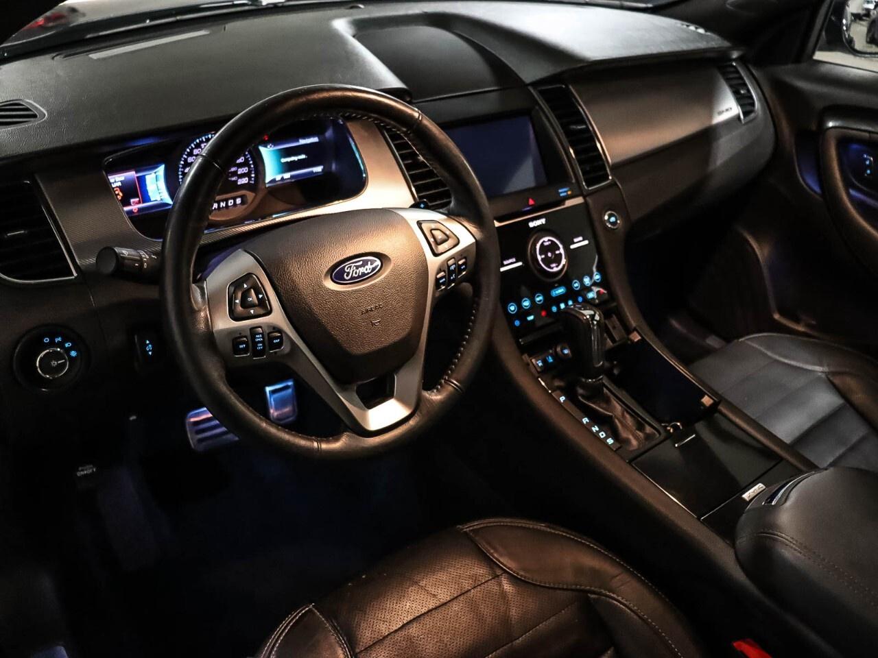 2017 Ford Taurus 4DR SDN SHO AWD Photo