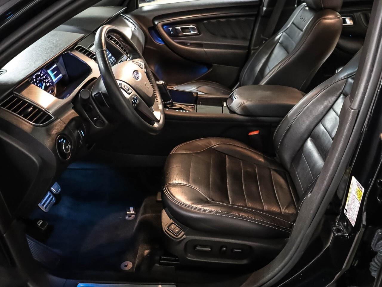 2017 Ford Taurus 4DR SDN SHO AWD Photo
