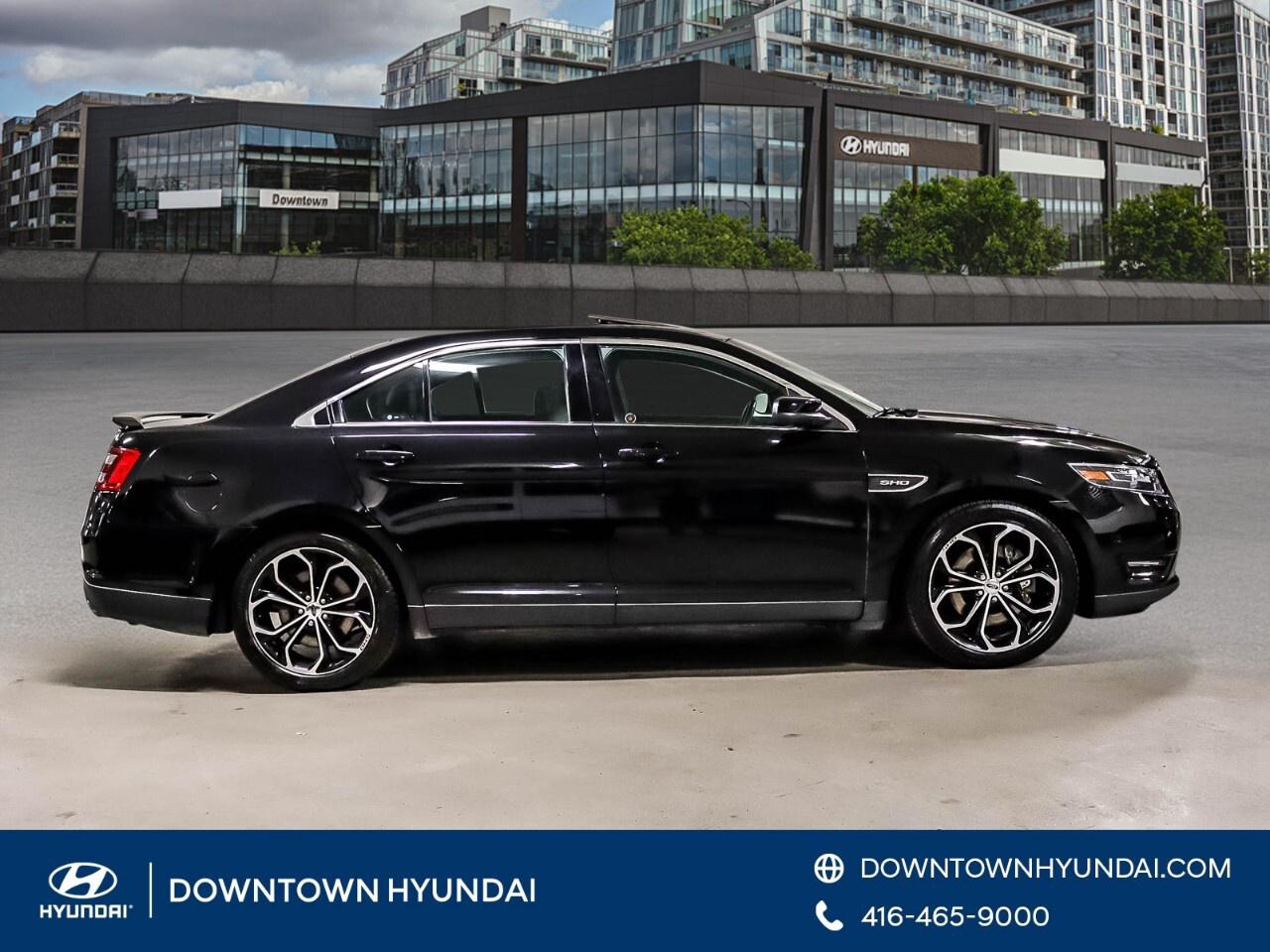 2017 Ford Taurus 4DR SDN SHO AWD Photo