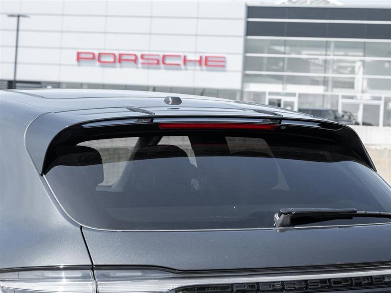 2023 Porsche Macan GTS AWD CPO Premium Pkg Plus Sport Chrono Pkg Inte Photo