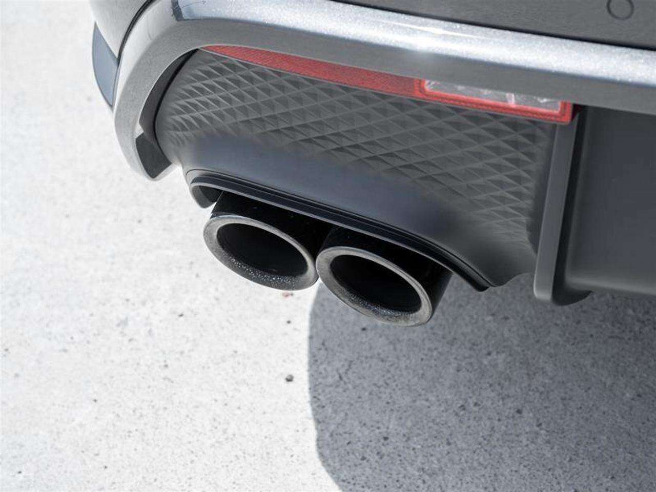 2023 Porsche Macan GTS AWD CPO Premium Pkg Plus Sport Chrono Pkg Inte Photo