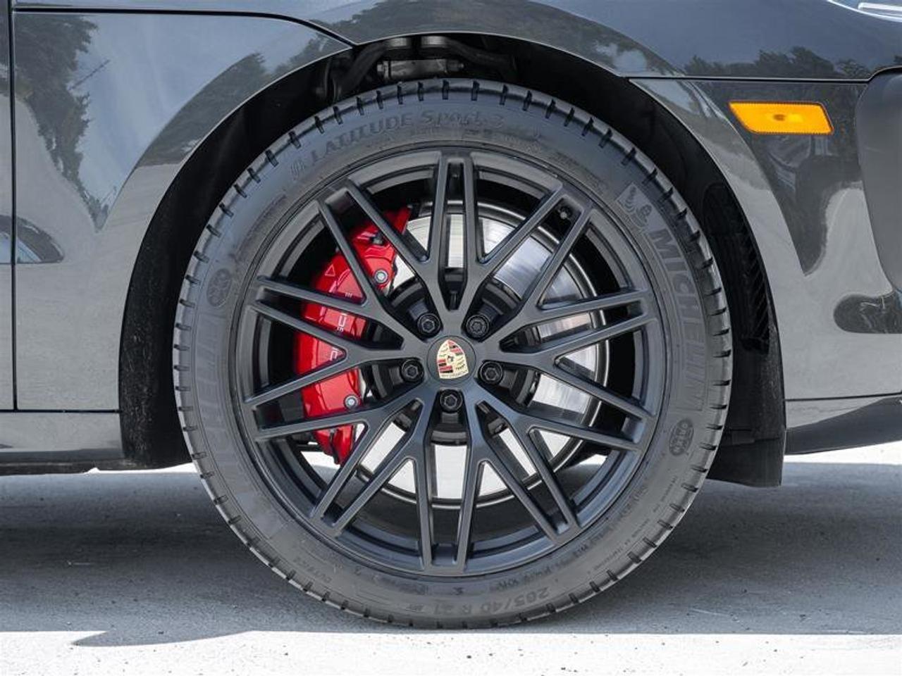 2023 Porsche Macan GTS AWD CPO Premium Pkg Plus Sport Chrono Pkg Inte Photo
