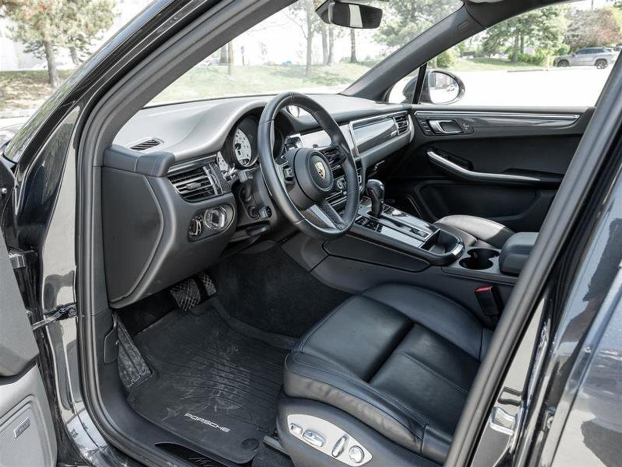 2023 Porsche Macan GTS AWD CPO Premium Pkg Plus Sport Chrono Pkg Inte Photo