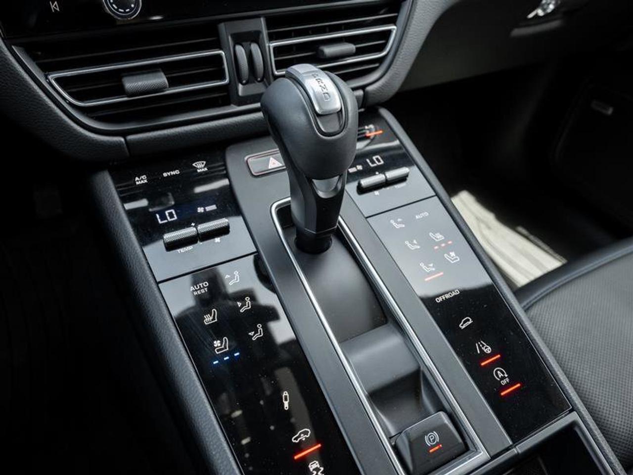 2023 Porsche Macan GTS AWD CPO Premium Pkg Plus Sport Chrono Pkg Inte Photo