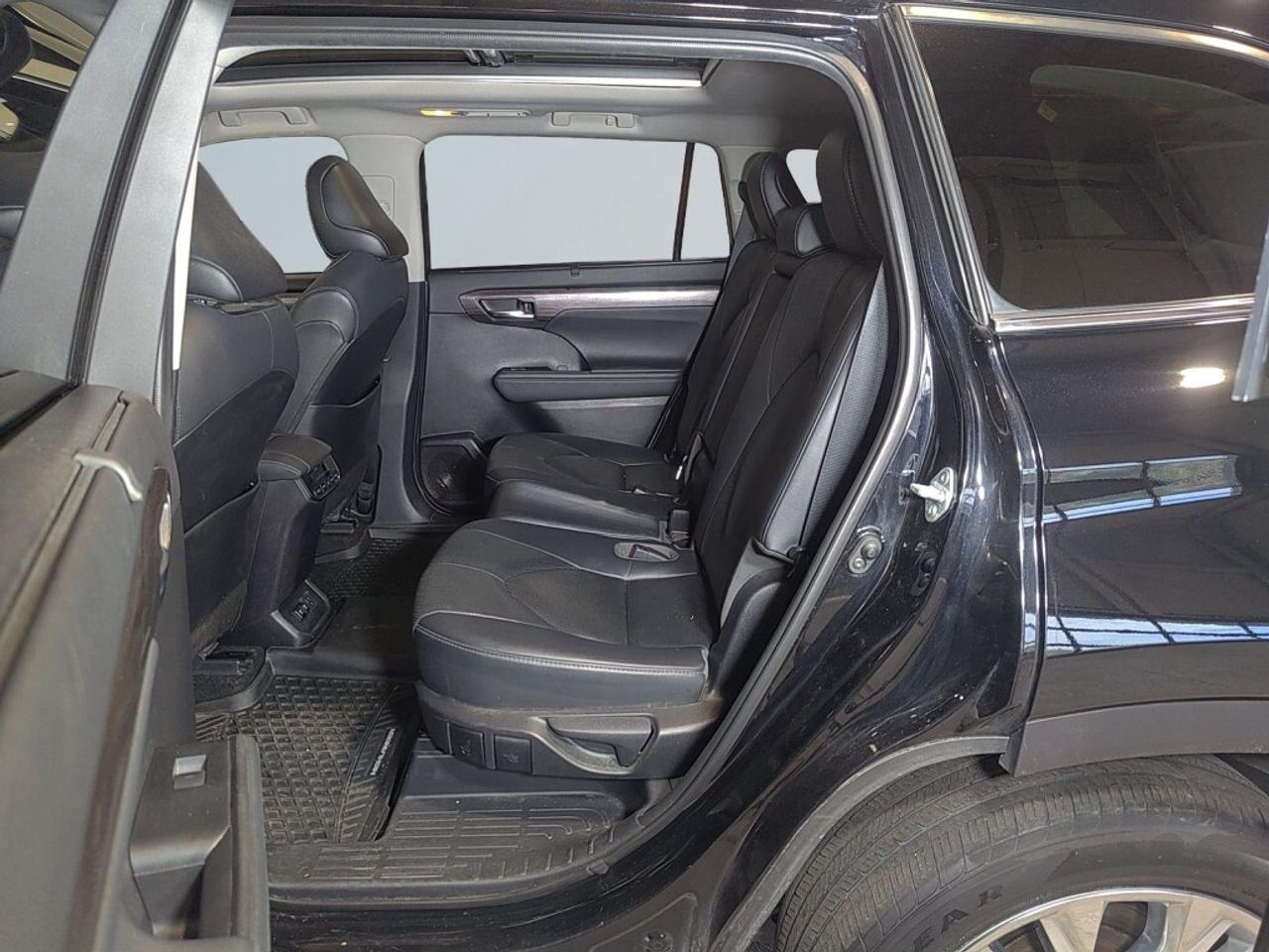 2021 Toyota Highlander Limited /7 Seater/Leather/NAVI/Sunroof/Drive Asssi Photo
