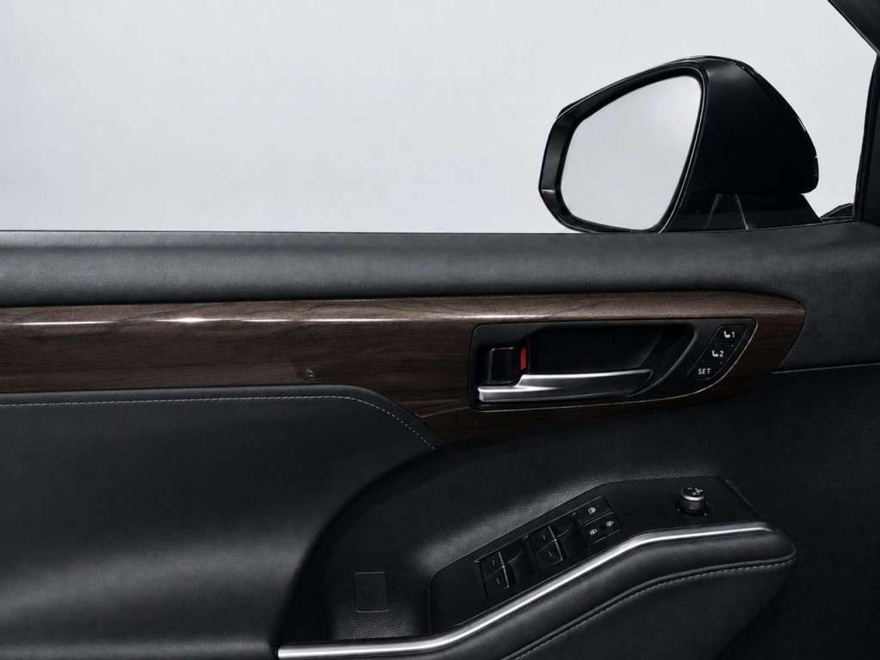 2021 Toyota Highlander LIMITED AWD   Leather   Panoramic Sunroof   NAVI   Heated & Cooled Seats   360 Cam   CarPlay   7 Passenger Photo
