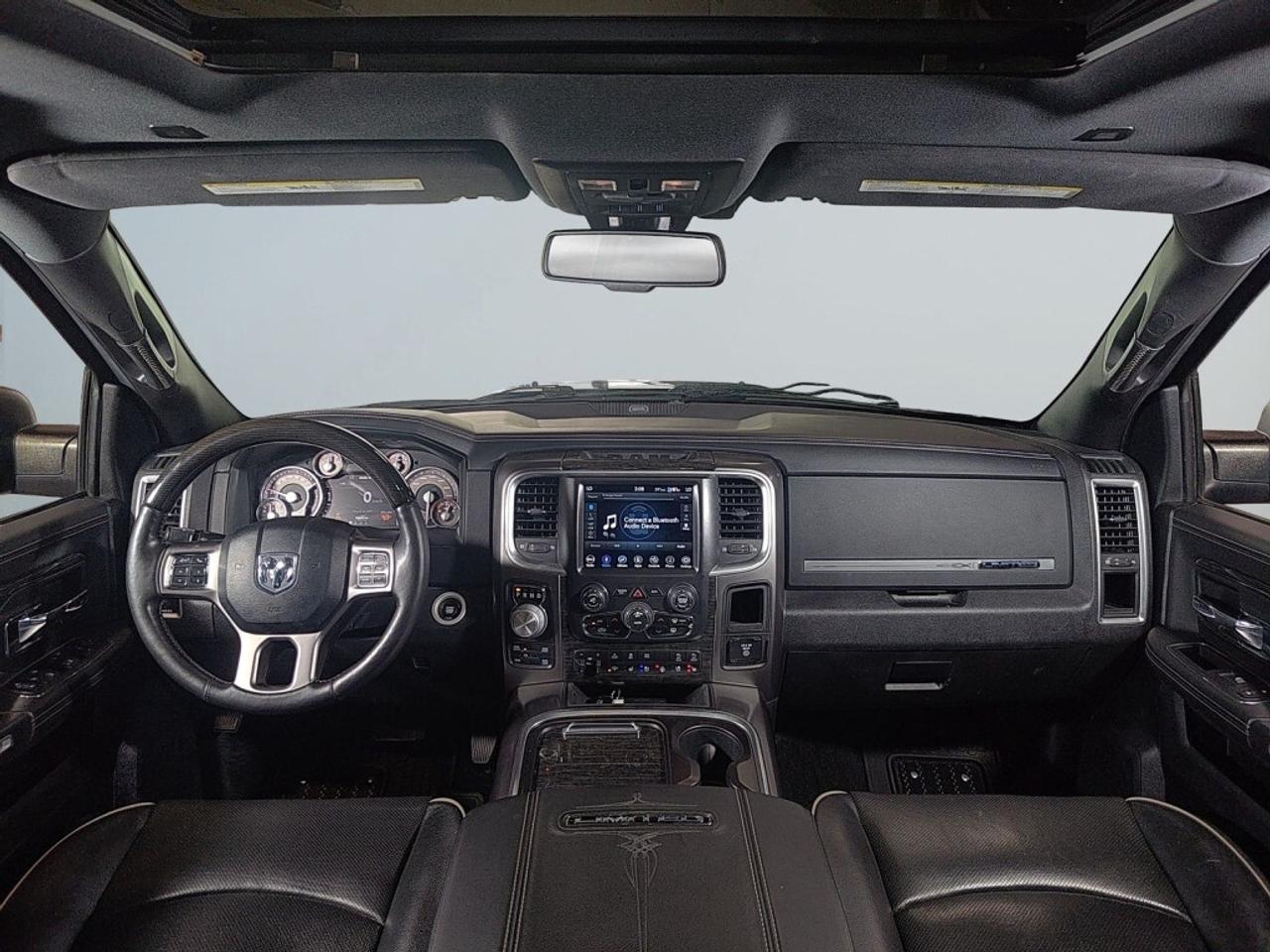 2017 RAM 1500 Laramie HEMI/ 5.7 4x4 Crew Cab /Exelent condition/ Photo