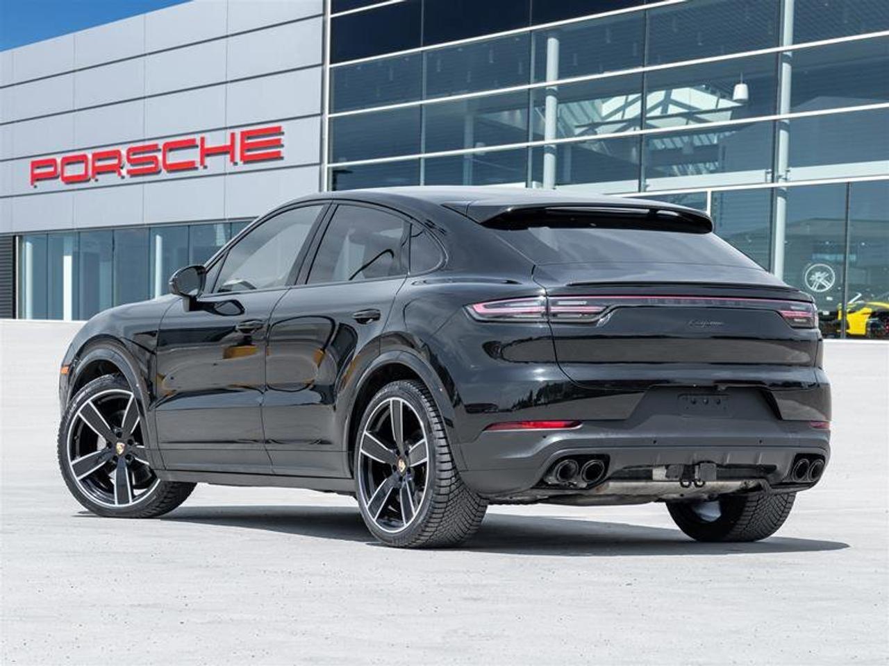 2023 Porsche Cayenne Platinum Edition Coupe AWD Performance Pkg Power S Photo