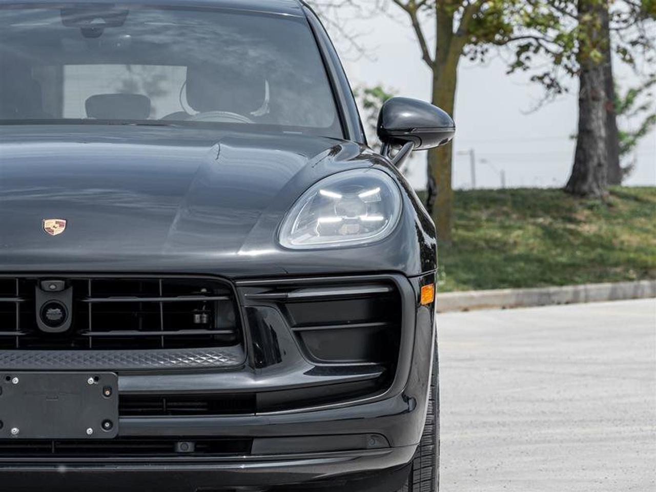 2024 Porsche Macan AWD Premium Pkg Plus Exterior Pkg in Exterior Colo Photo