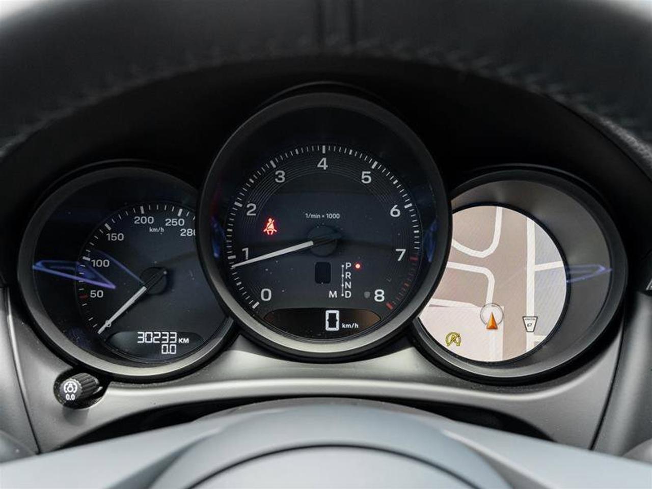 2024 Porsche Macan AWD Premium Pkg Plus Exterior Pkg in Exterior Colo Photo