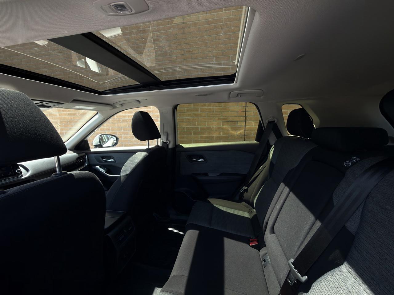 2023 Nissan Rogue SV MOONROOF AWD Pearl White   360 Cam   Pro Pilot Photo