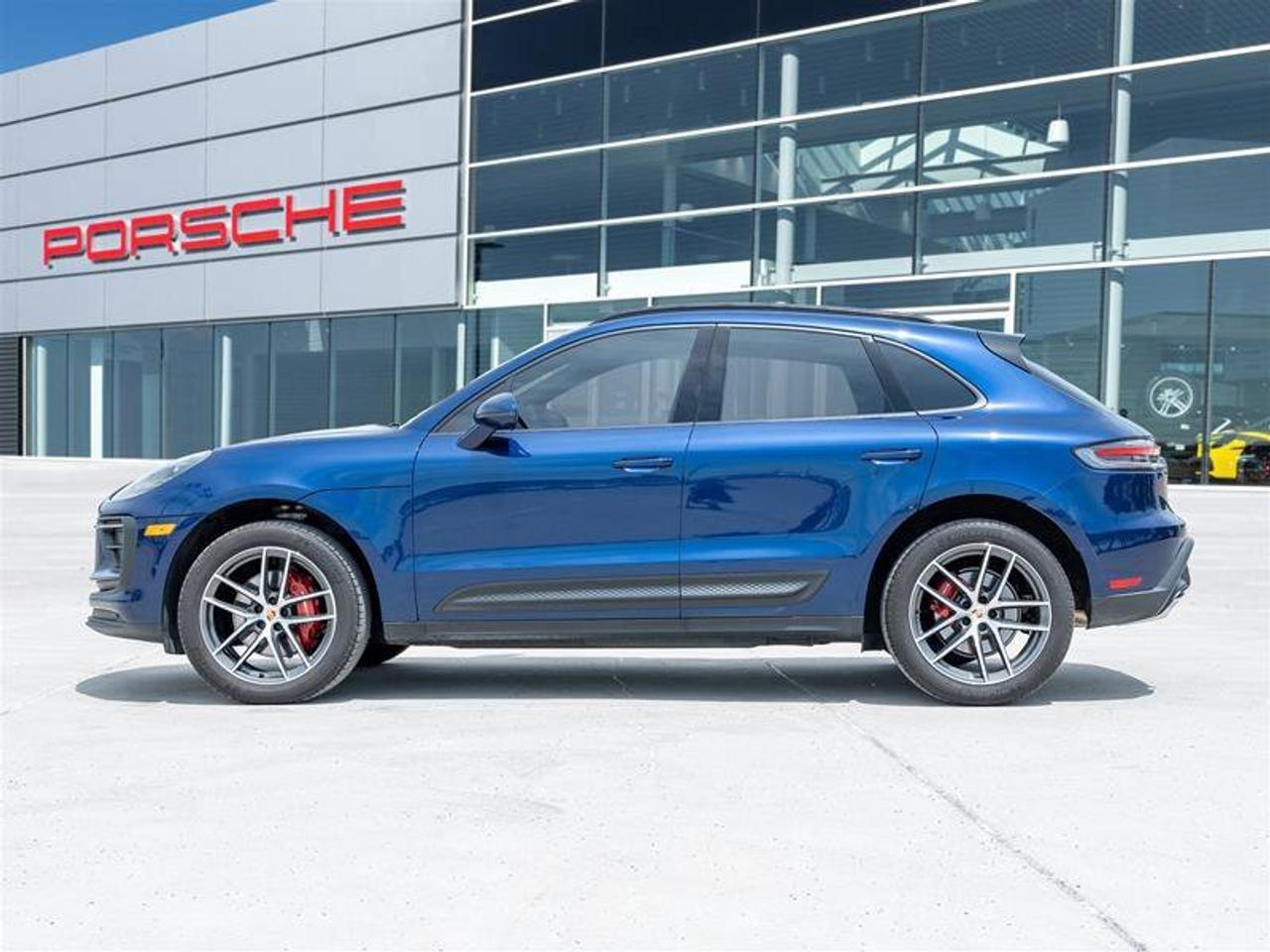 2025 Porsche Macan AWD Premium Pkg Plus 20 Macan S Wheels in Highly P Photo