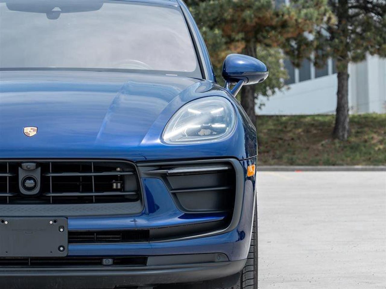 2025 Porsche Macan AWD Premium Pkg Plus 20 Macan S Wheels in Highly P Photo