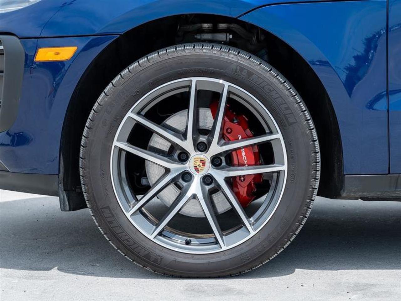 2025 Porsche Macan AWD Premium Pkg Plus 20 Macan S Wheels in Highly P Photo