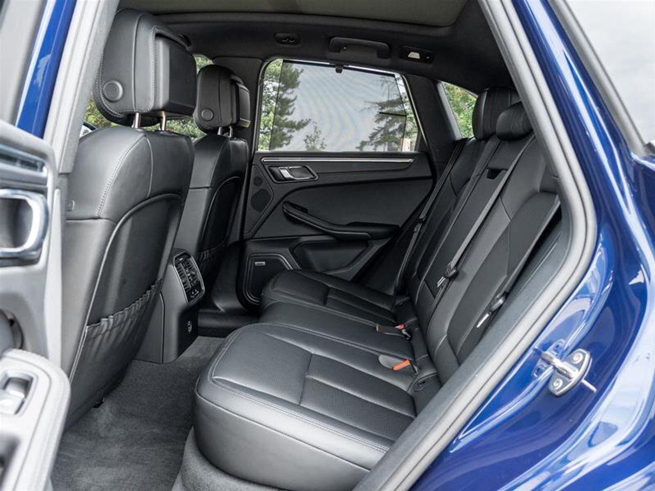 2025 Porsche Macan AWD Premium Pkg Plus 20 Macan S Wheels in Highly P Photo
