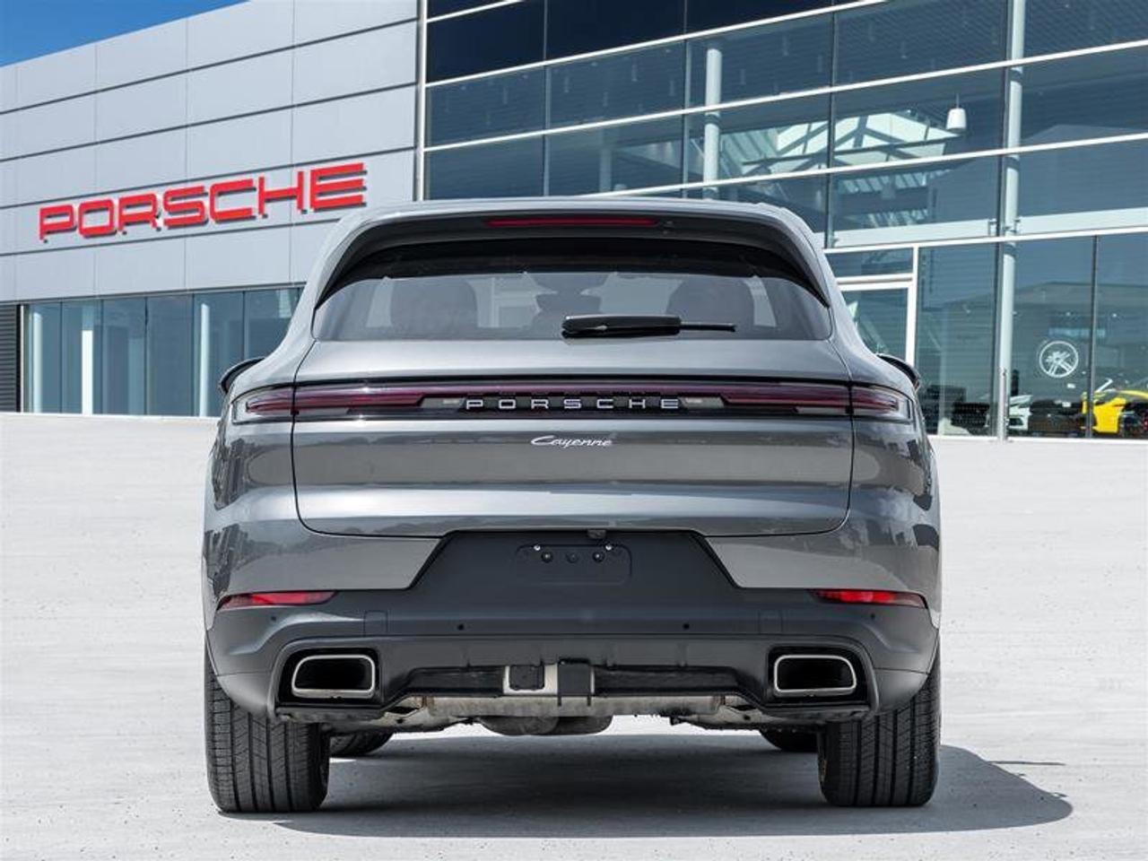 2024 Porsche Cayenne AWD Premium Pkg Sport Chrono Pkg 20 Cayenne S Whee Photo