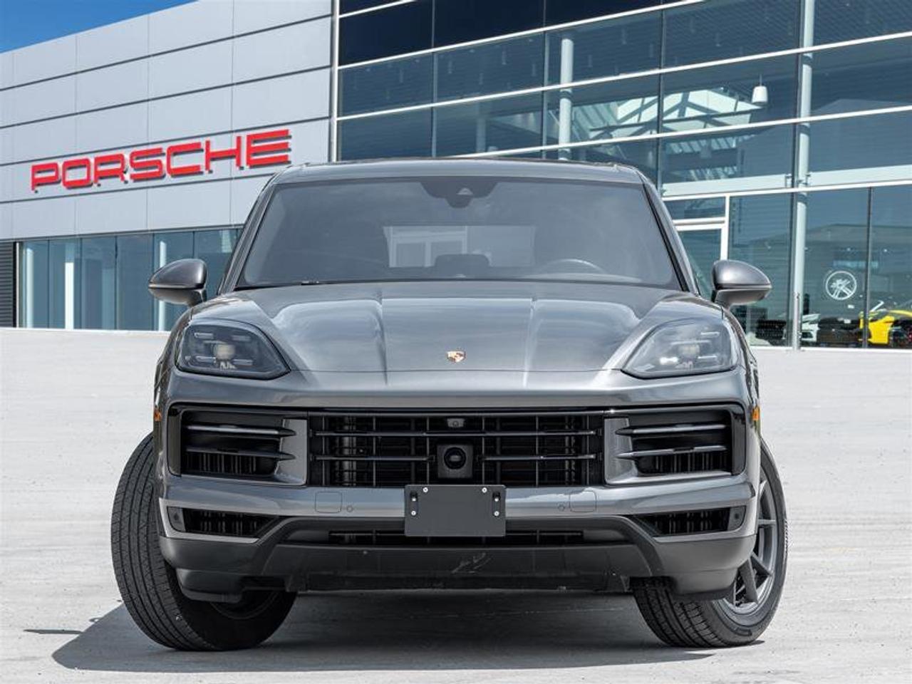 2024 Porsche Cayenne AWD Premium Pkg Sport Chrono Pkg 20 Cayenne S Whee Photo