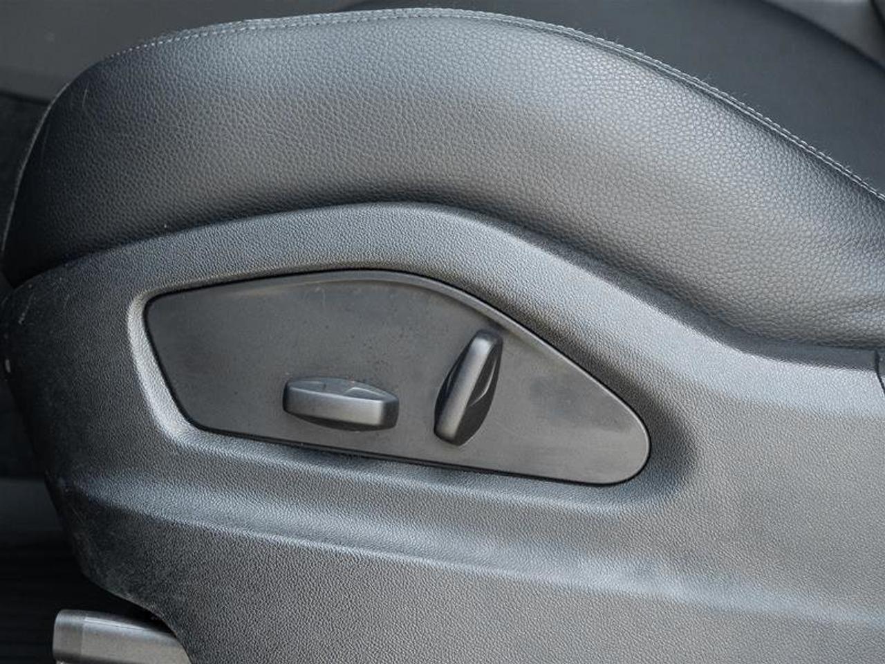 2024 Porsche Cayenne AWD Premium Pkg Sport Chrono Pkg 20 Cayenne S Whee Photo