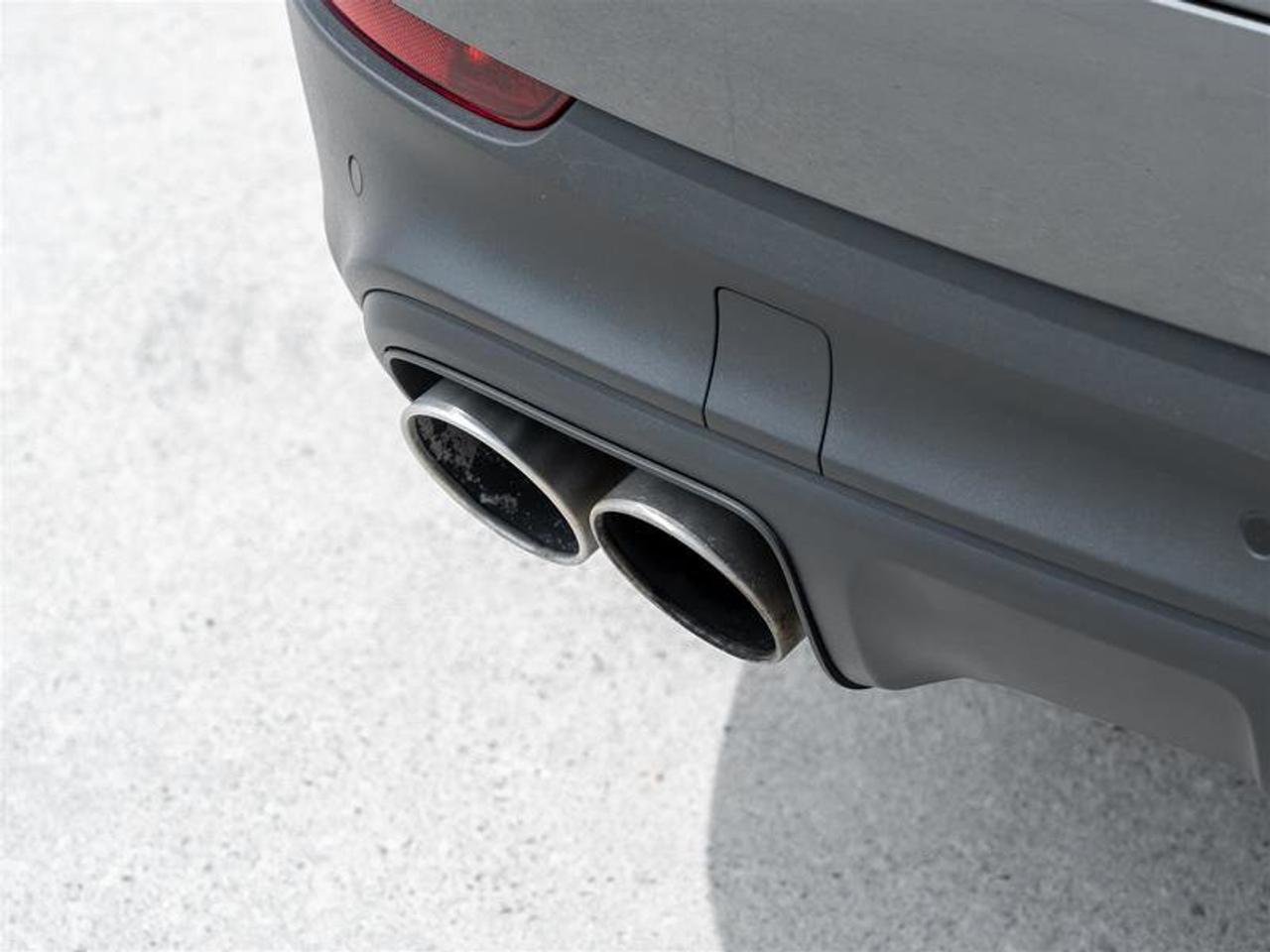 2019 Porsche Cayenne S AWD Existing Warranty Valid until January 2026 P Photo