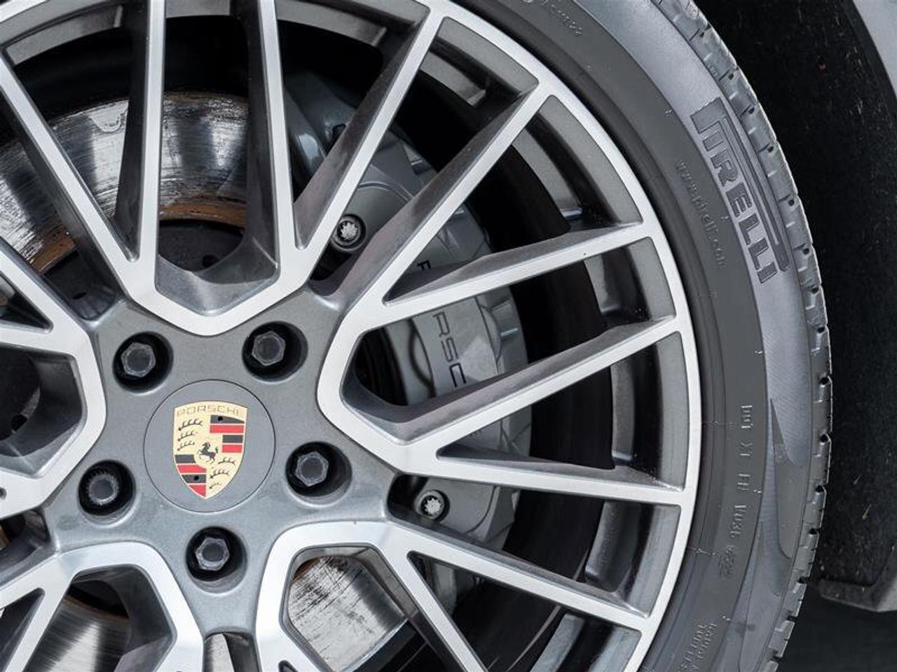 2019 Porsche Cayenne S AWD Existing Warranty Valid until January 2026 P Photo