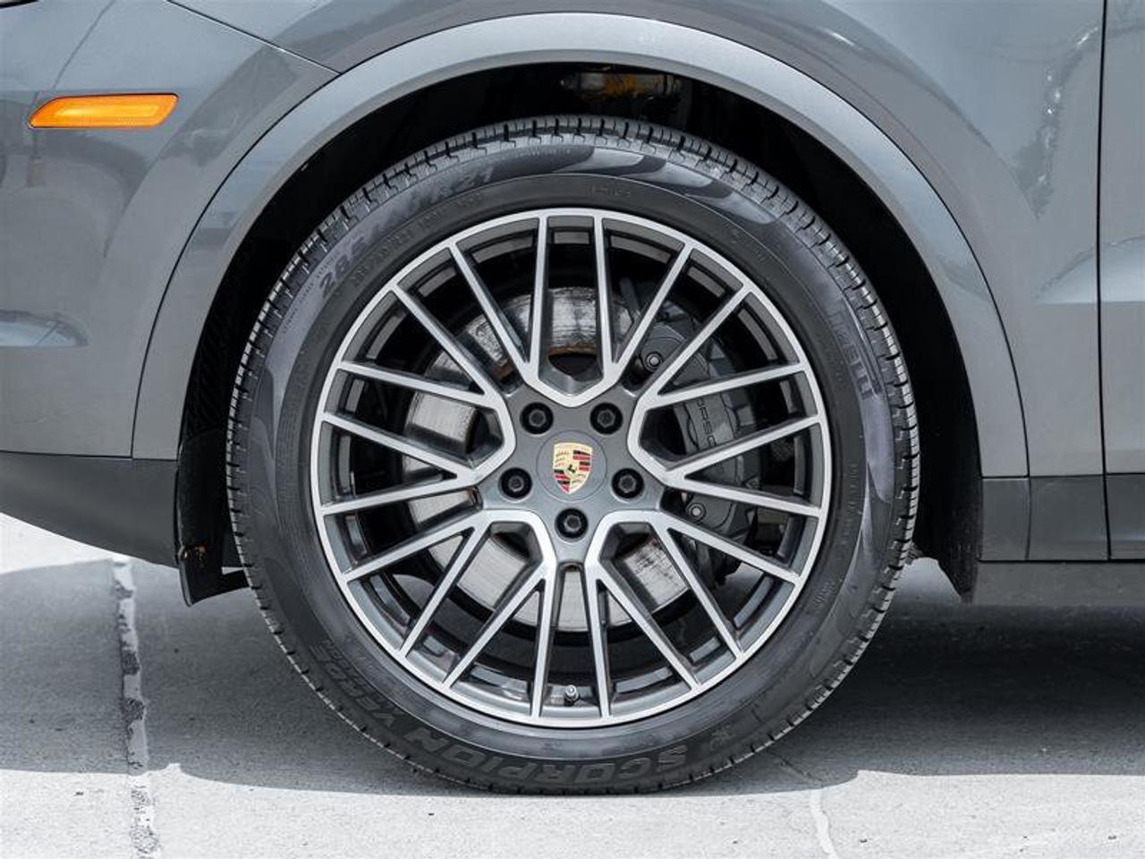 2019 Porsche Cayenne S AWD Existing Warranty Valid until January 2026 P Photo