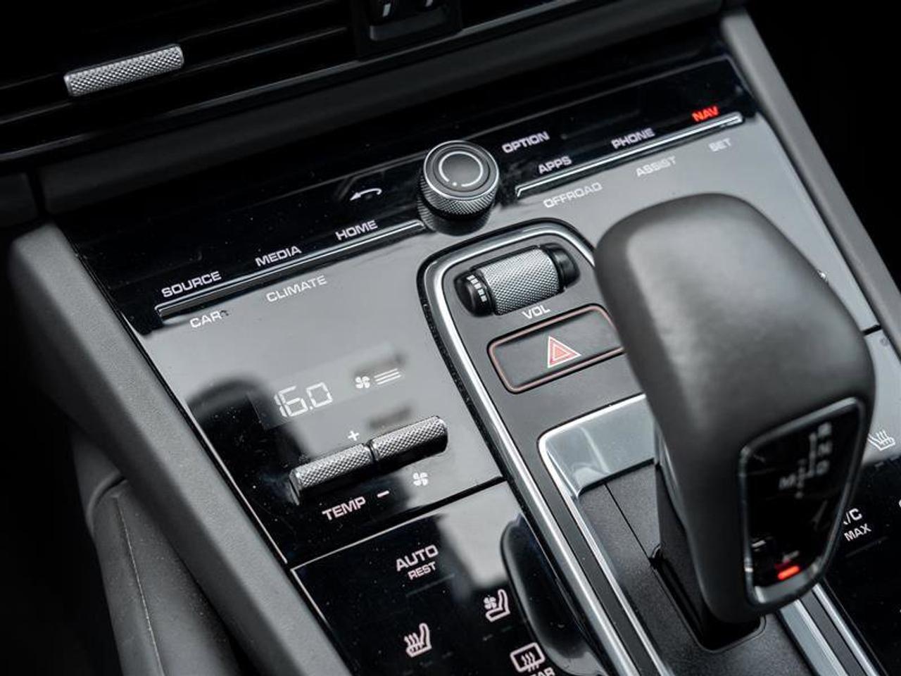 2019 Porsche Cayenne S AWD Existing Warranty Valid until January 2026 P Photo