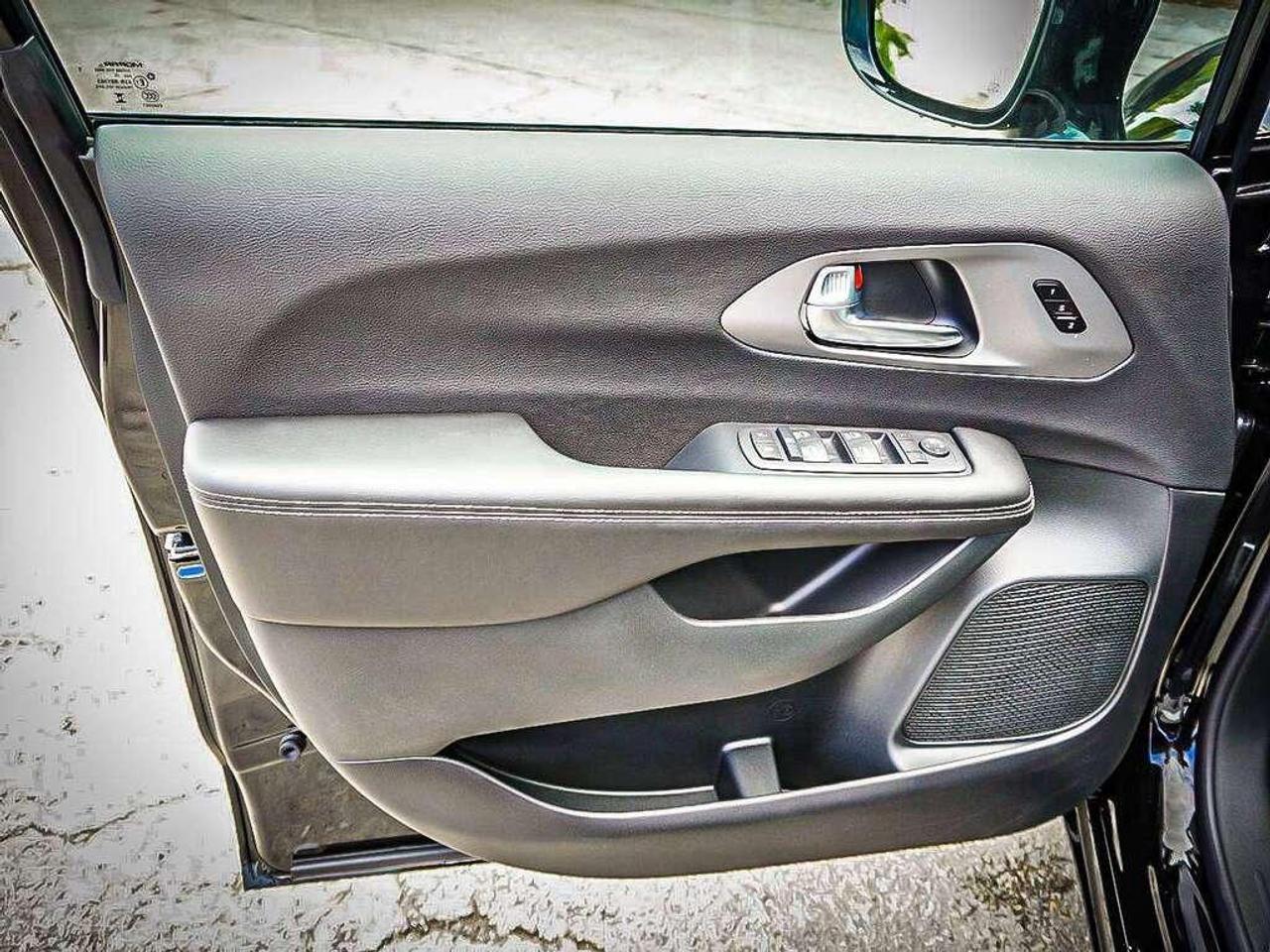 2027 Chrysler Pacifica  Photo
