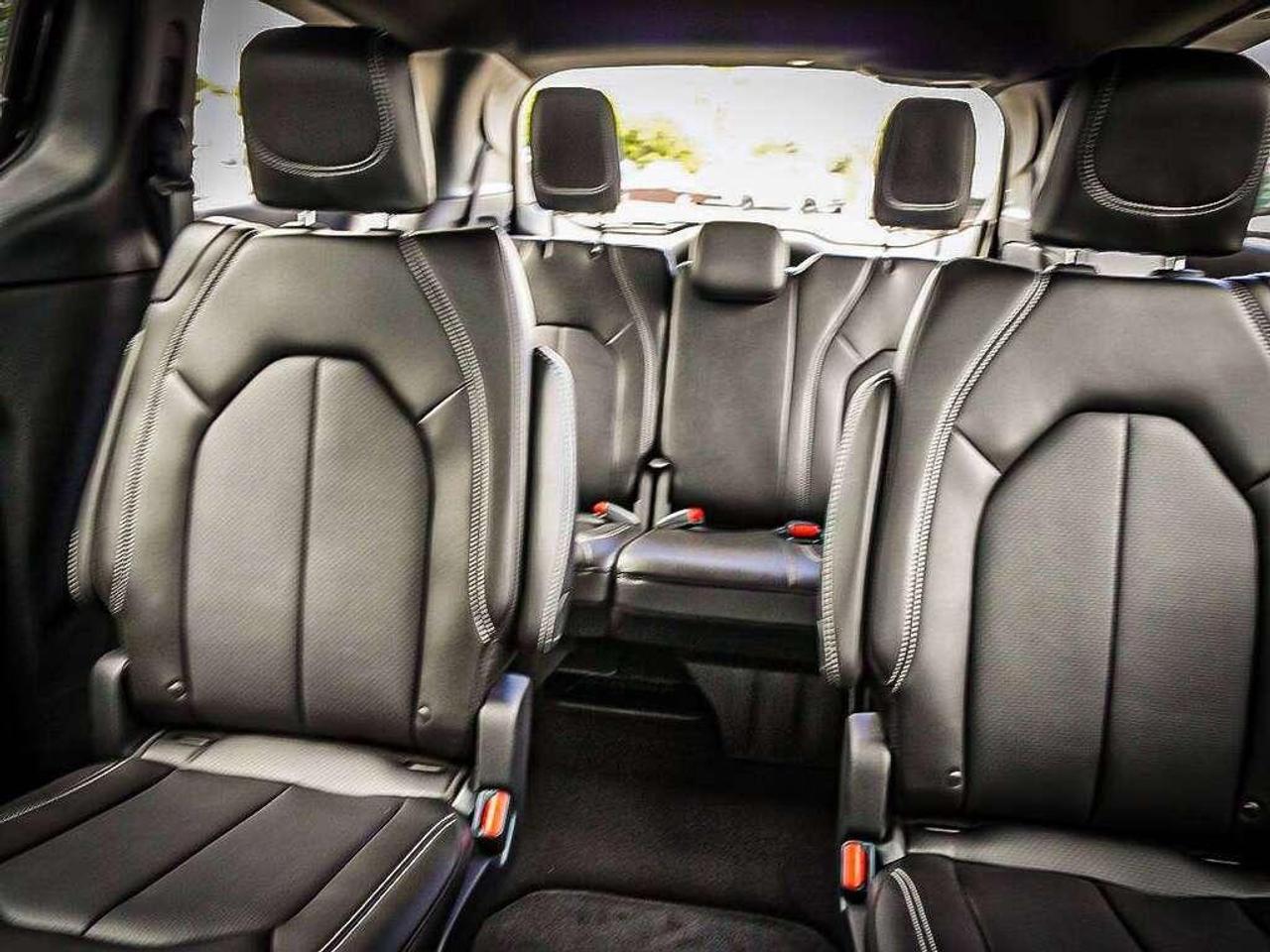 2027 Chrysler Pacifica  Photo