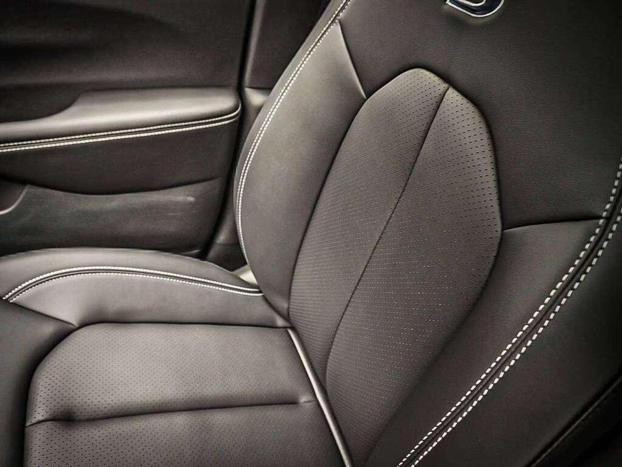 2027 Chrysler Pacifica  Photo