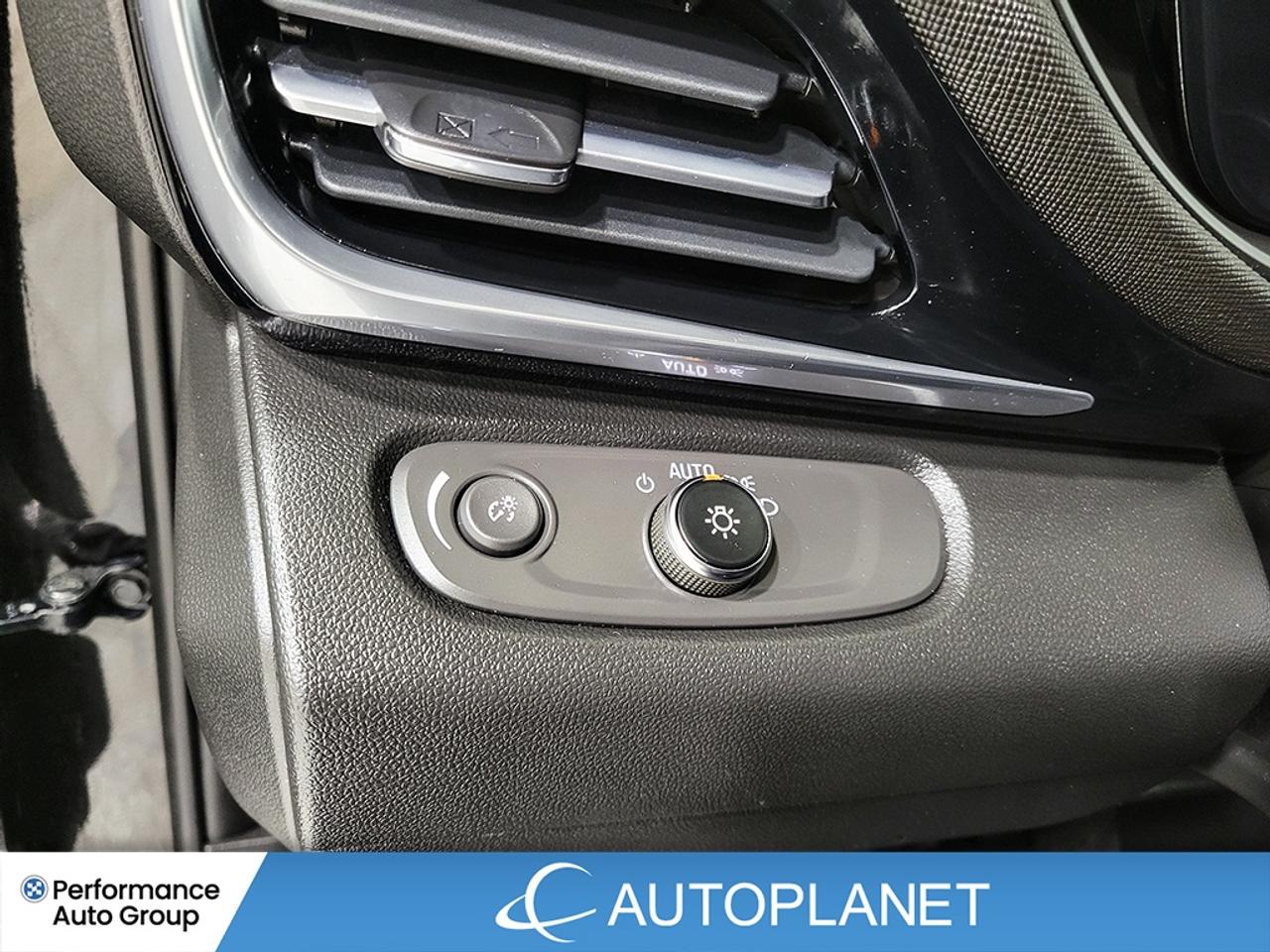 2024 Buick Envista Sport Touring, Sunroof, Back Up Cam, Heated Seats! Photo